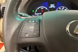 Valkoinen Lexus RX 2010 kuva 22.