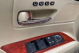 Valkoinen Lexus RX 2010 kuva 25.