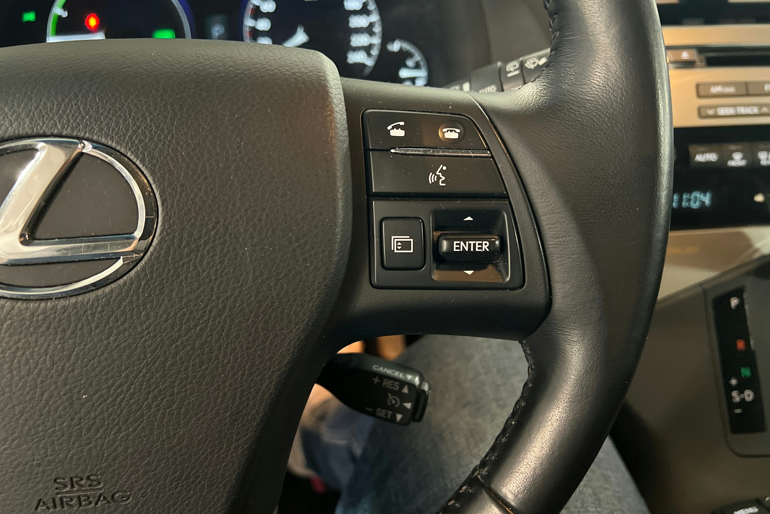 Valkoinen Lexus RX 2011 kuva 23.