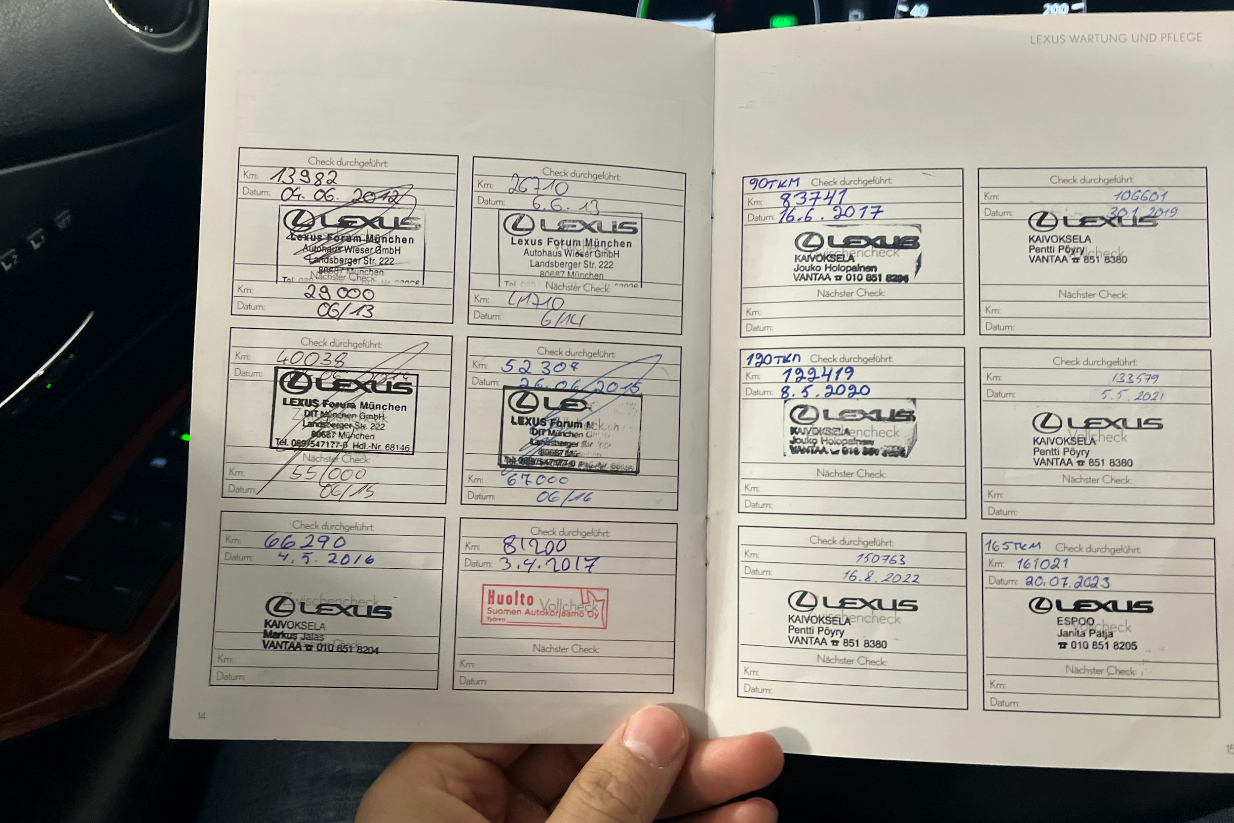 Valkoinen Lexus RX 2011 kuva 28.