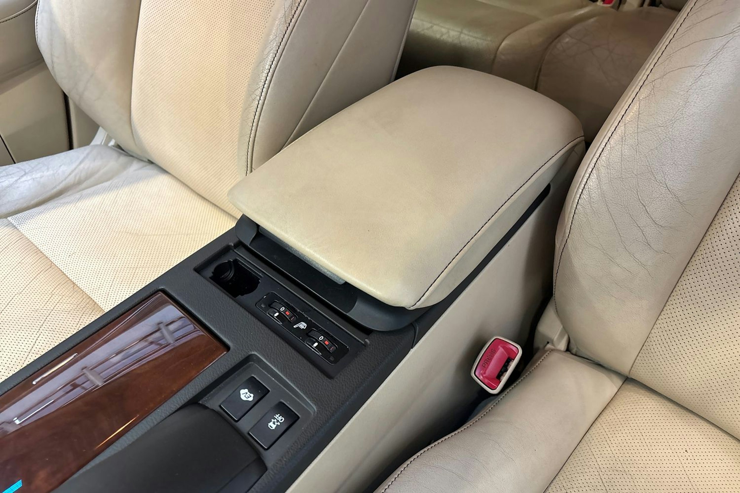 valkoinen Lexus RX 2013 kuva 25.