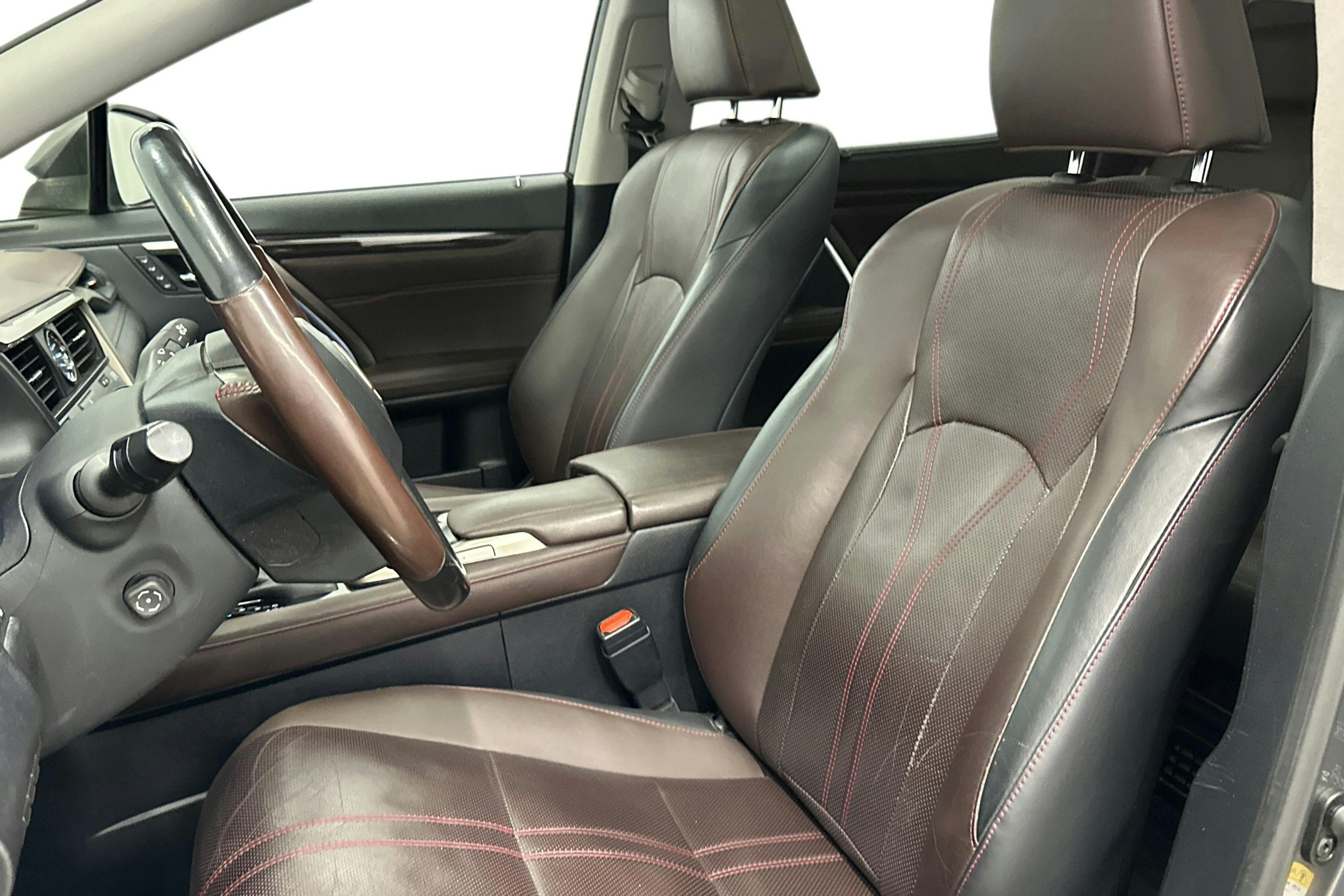 harmaa Lexus RX 2016 kuva 10.