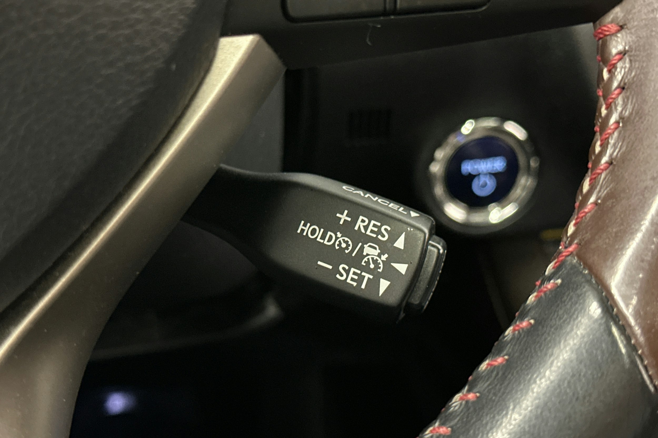 harmaa Lexus RX 2016 kuva 29.