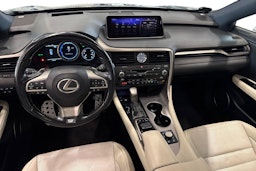 musta Lexus RX 2017 kuva 9.