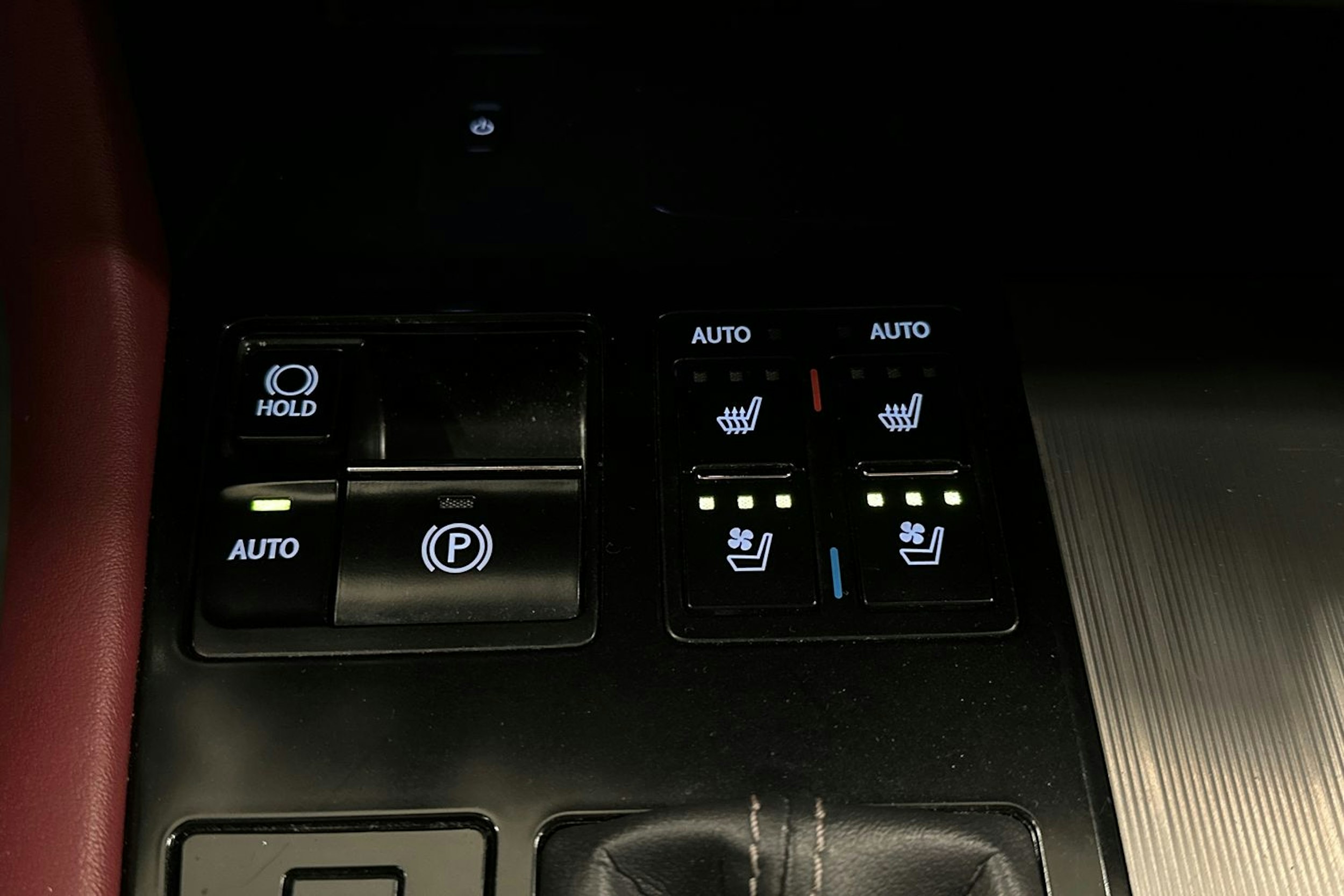 harmaa Lexus RX 2017 kuva 34.
