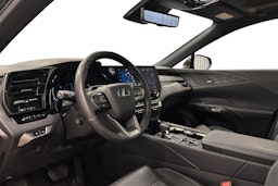 musta Lexus RX 2023 kuva 7.