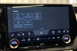 musta Lexus RX 2023 kuva 16.