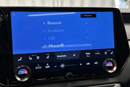 musta Lexus RX 2023 kuva 17.