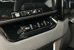 musta Lexus RX 2023 kuva 23.