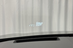 vihreä Lexus RX 2023 kuva 18.