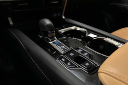 vihreä Lexus RX 2023 kuva 25.