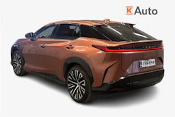 oranssi Lexus RZ 2023 kuva 2.