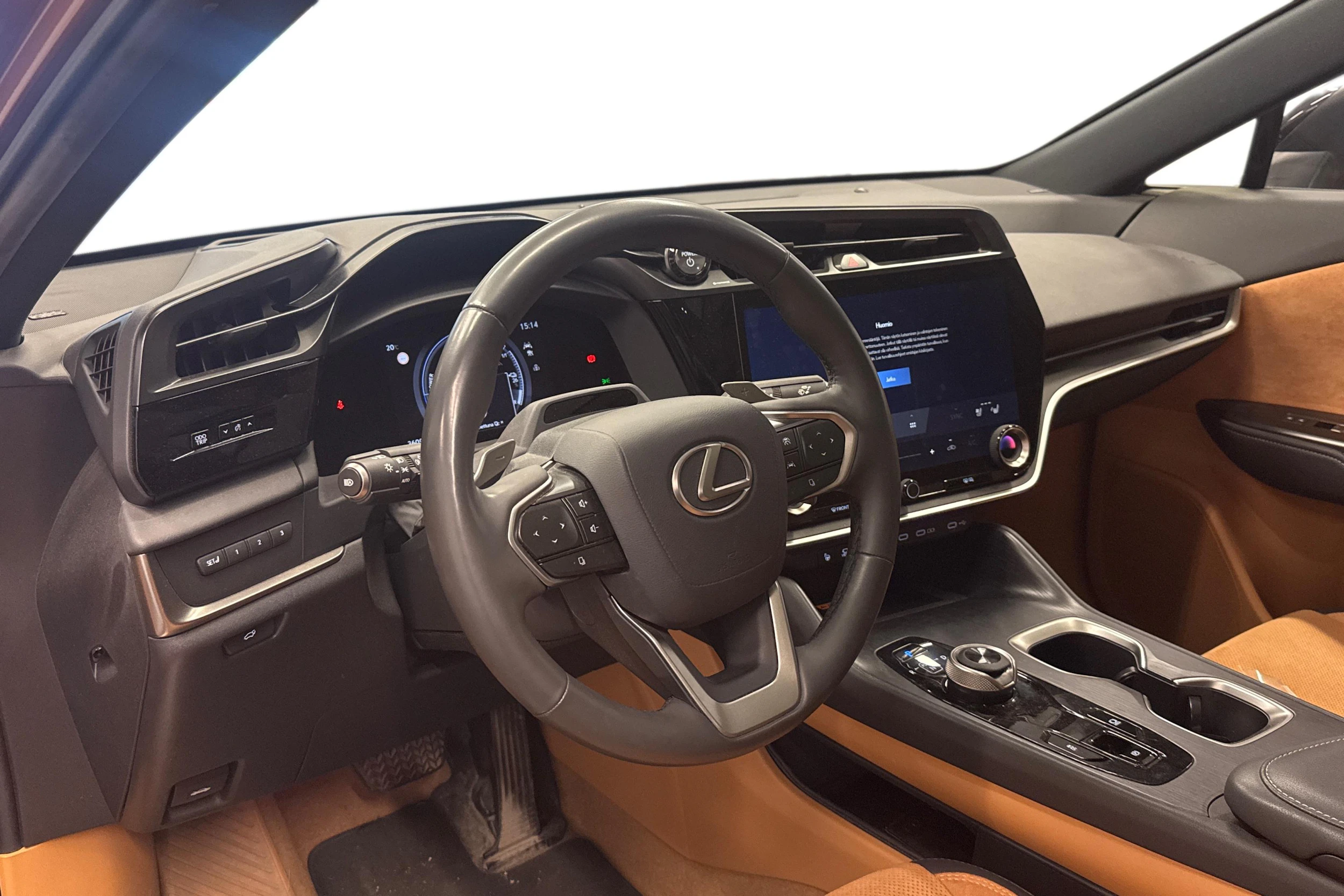 oranssi Lexus RZ 2023 kuva 3.