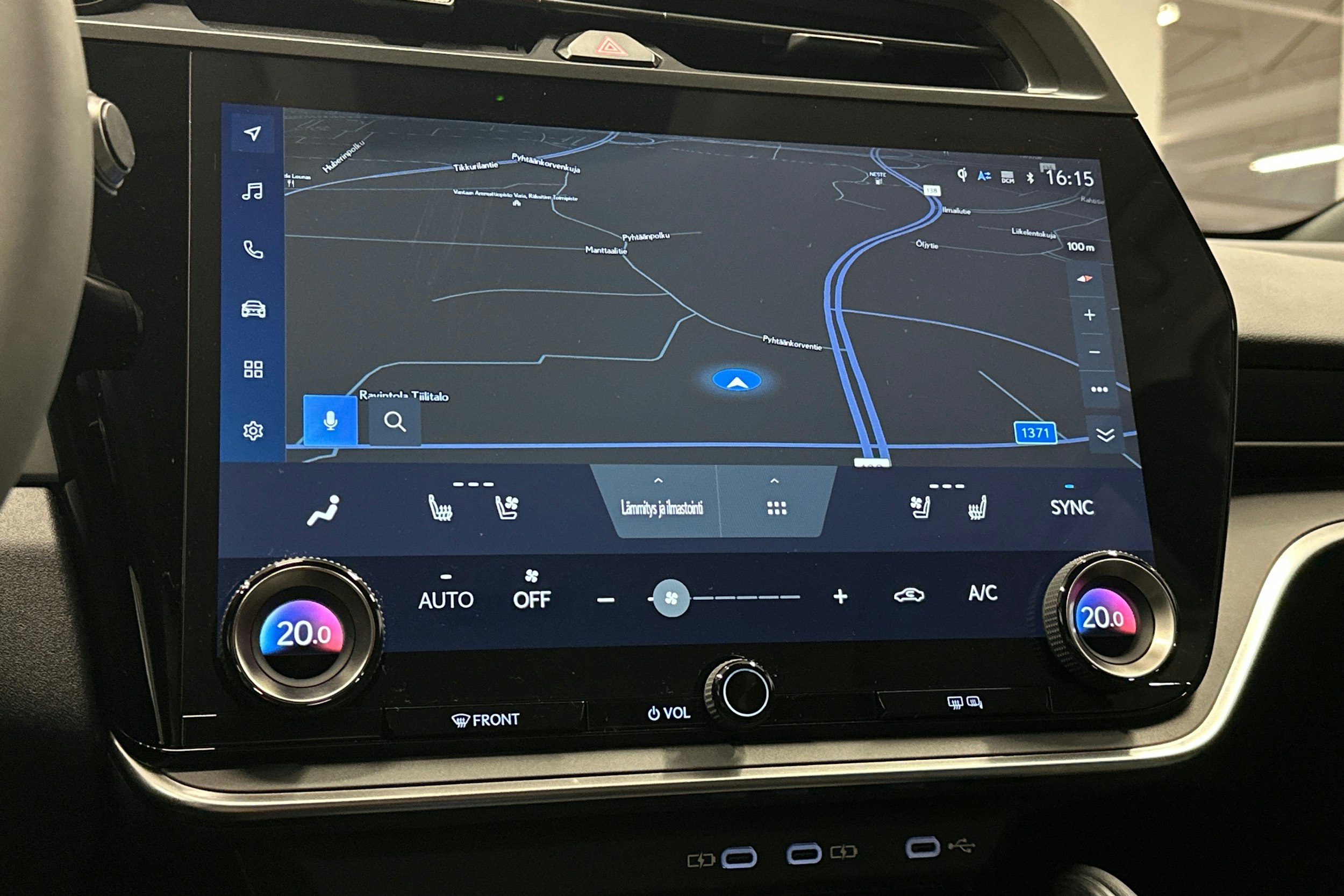 hopea Lexus RZ 2025 kuva 22.