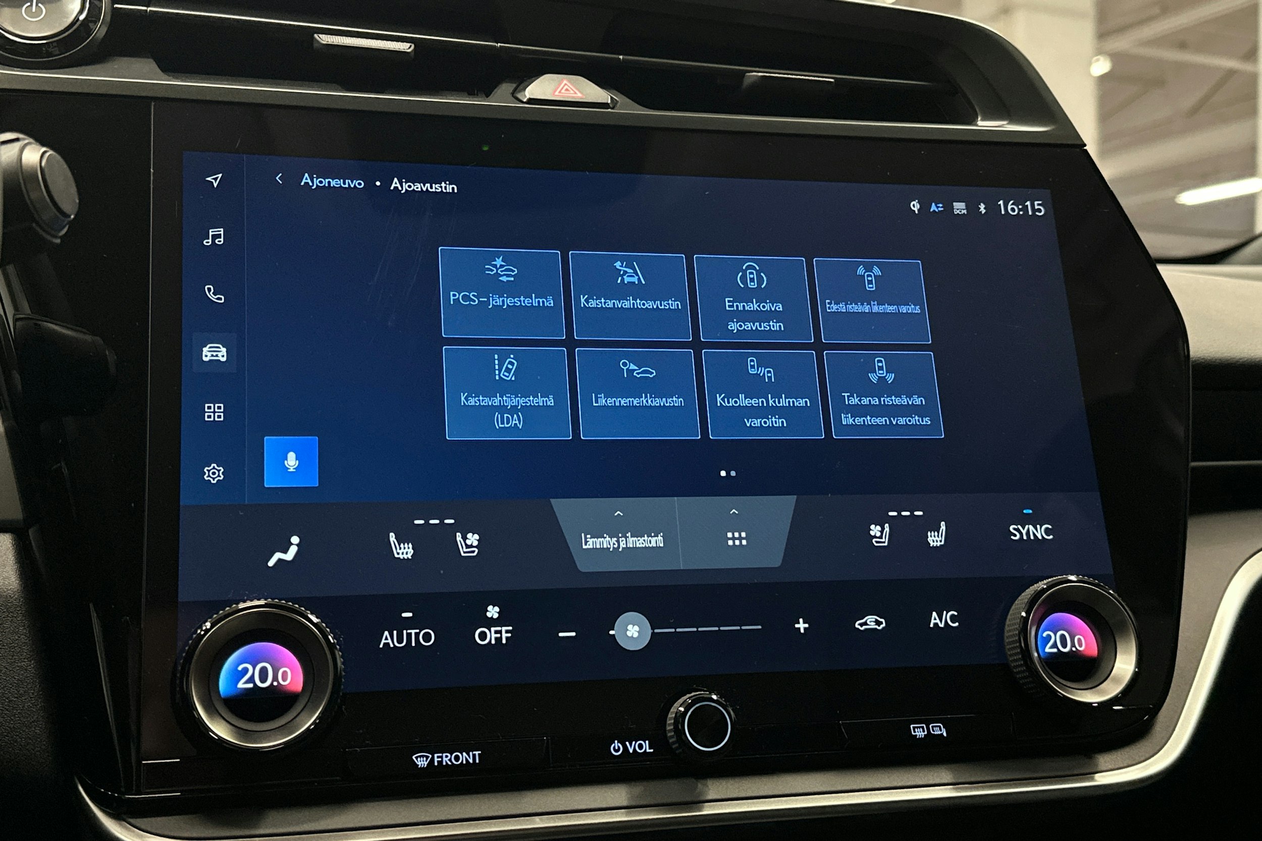 hopea Lexus RZ 2025 kuva 23.