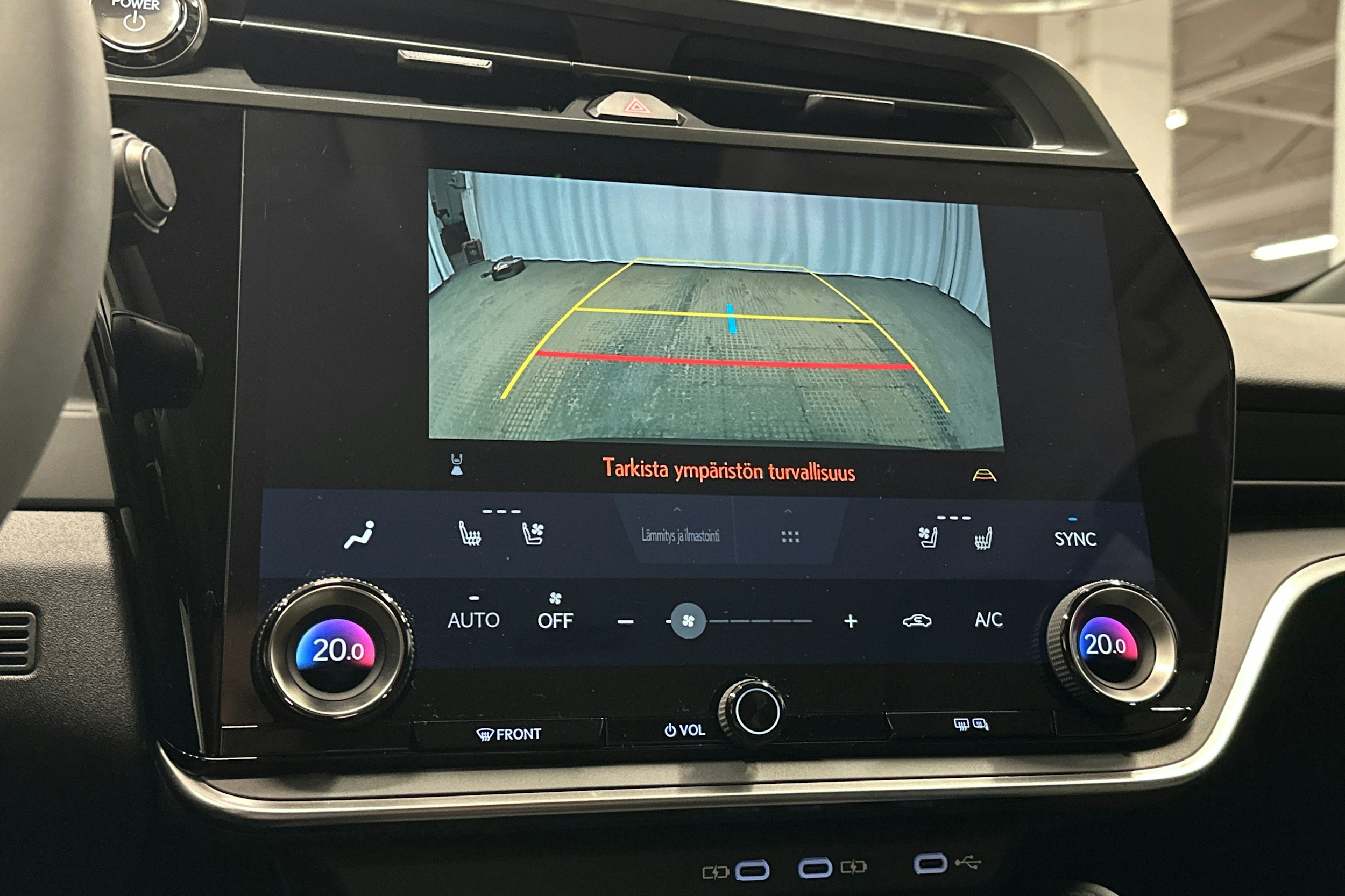 hopea Lexus RZ 2025 kuva 25.