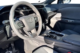 ruskea (beige) Lexus RZ 2025 kuva 3.