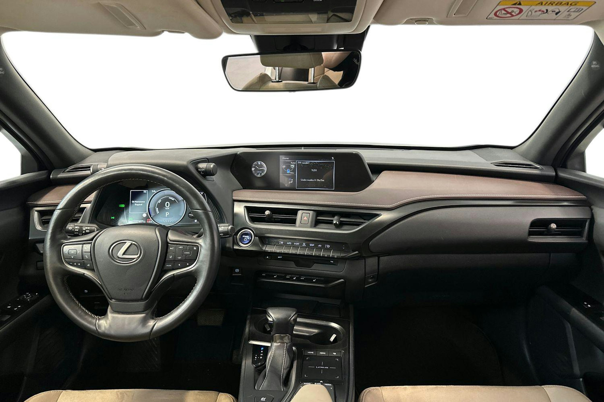 hopea Lexus UX 2019 kuva 9.