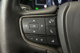 hopea Lexus UX 2019 kuva 21.