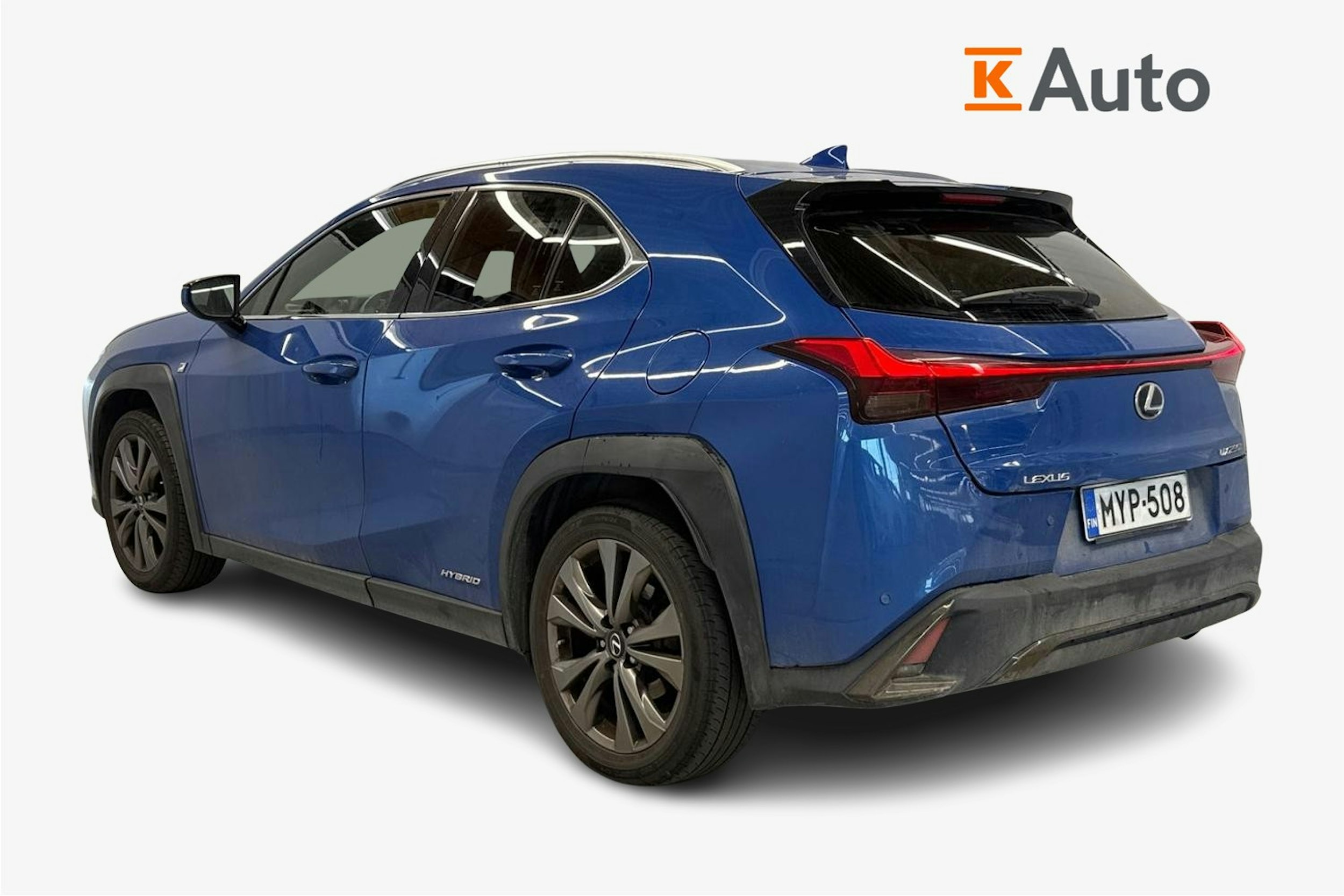 sininen Lexus UX 2019 kuva 2.