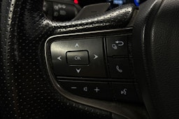 sininen Lexus UX 2019 kuva 15.