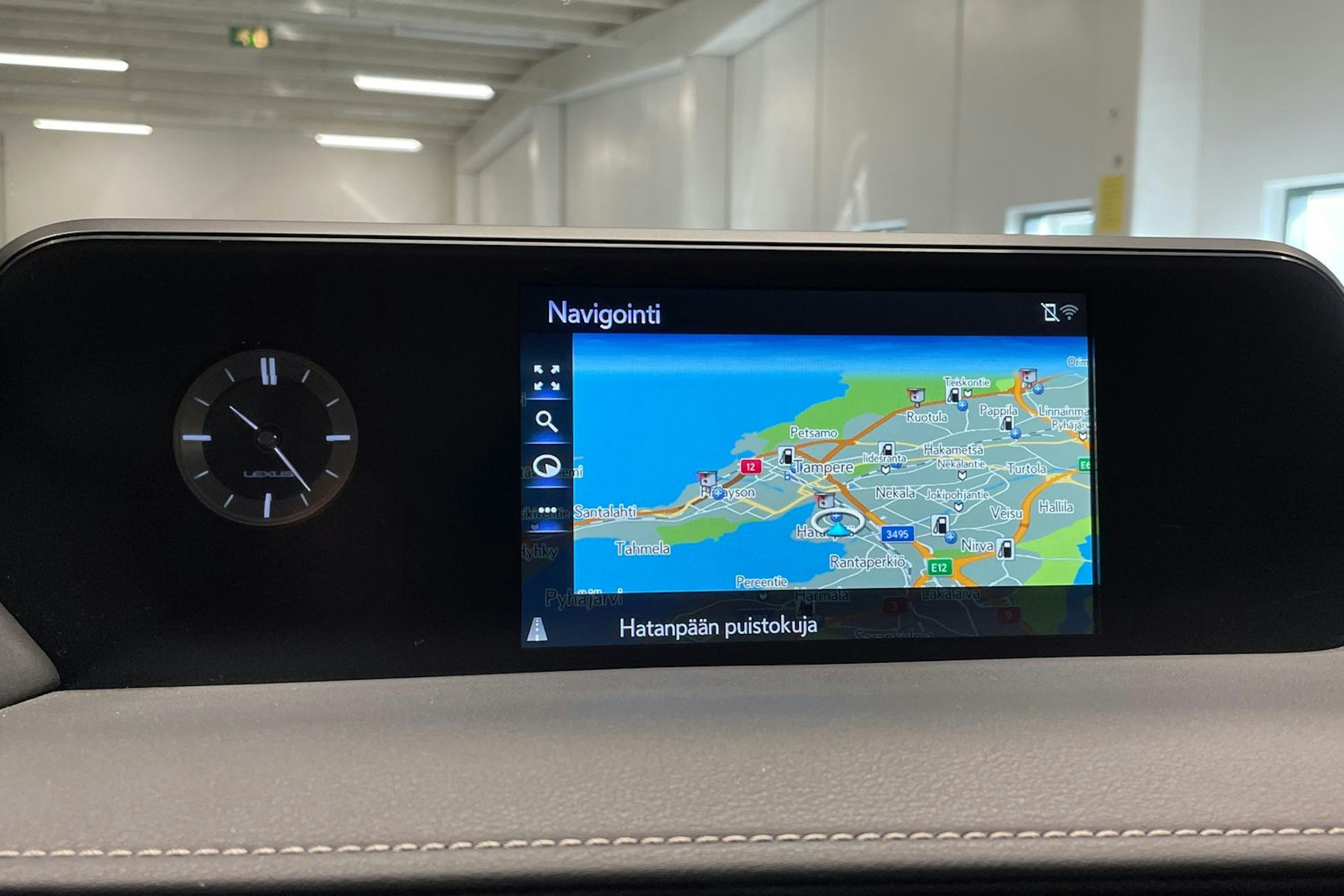 ruskea (beige) Lexus UX 2021 kuva 19.