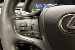 ruskea (beige) Lexus UX 2021 kuva 25.