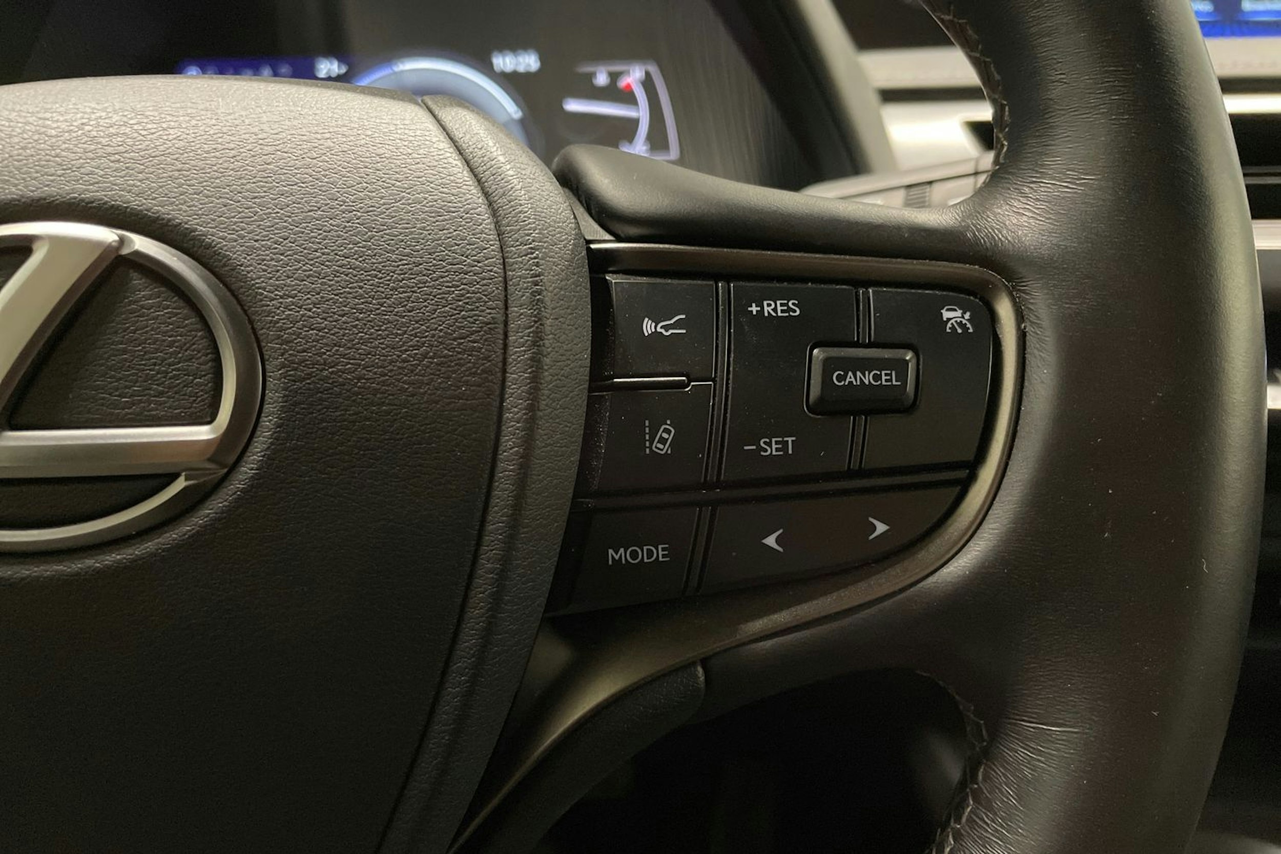 ruskea (beige) Lexus UX 2021 kuva 26.