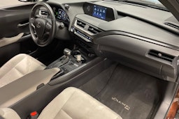 ruskea (beige) Lexus UX 2021 kuva 31.