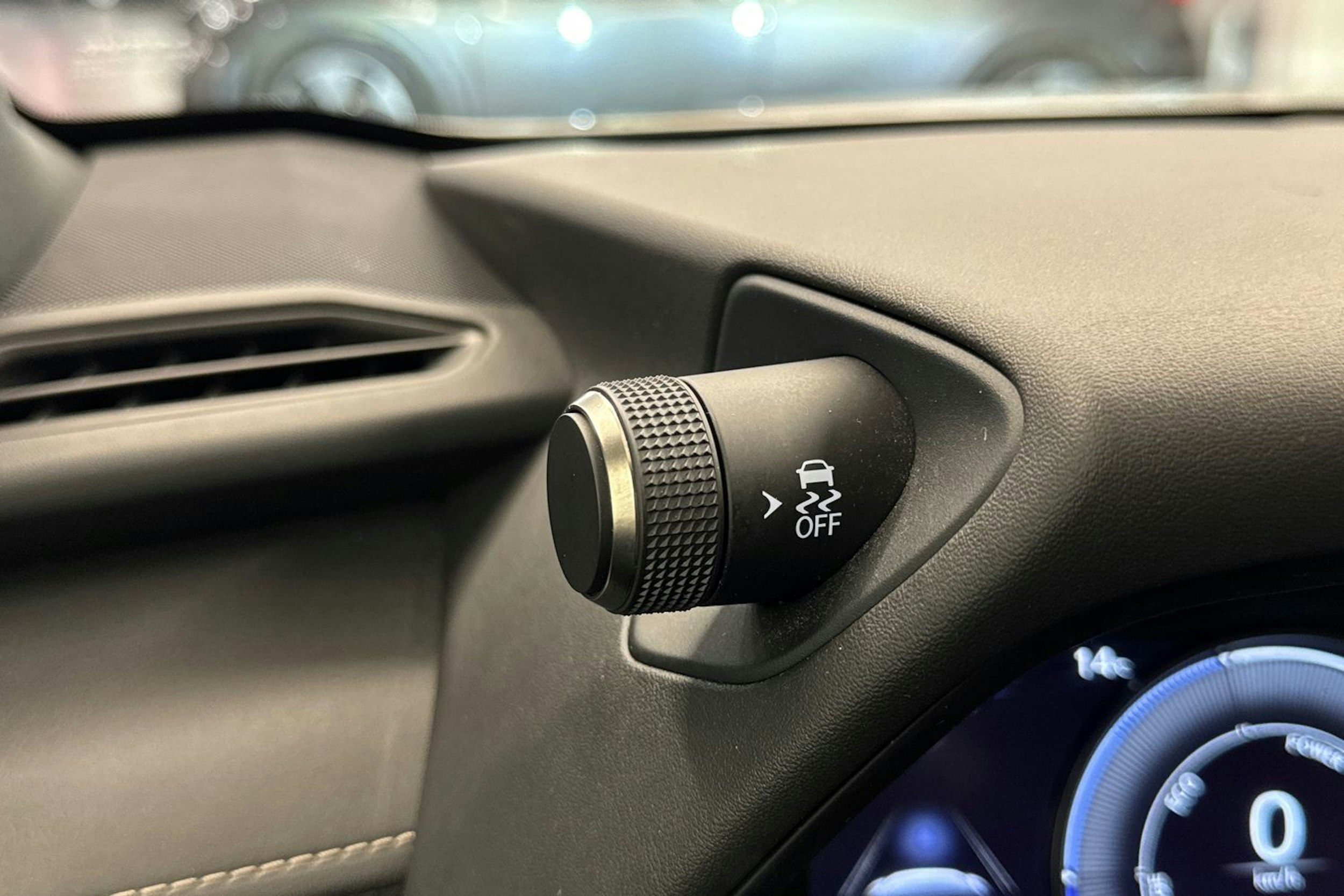 hopea Lexus UX 2021 kuva 28.