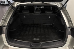 hopea Lexus UX 2021 kuva 35.