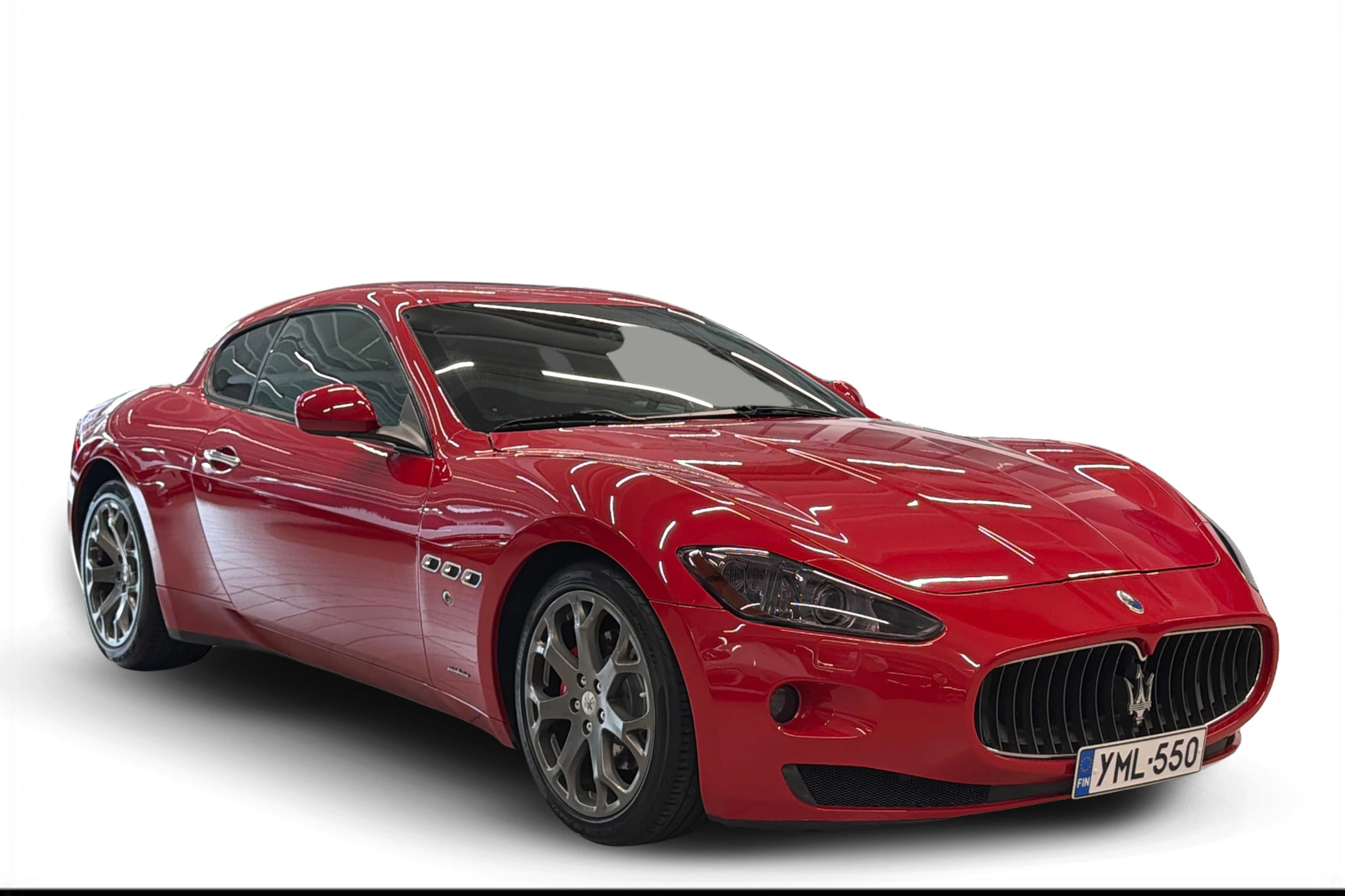 Punainen Maserati GranTurismo 2008 kuva 1.