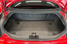 Punainen Maserati GranTurismo 2008 kuva 10.