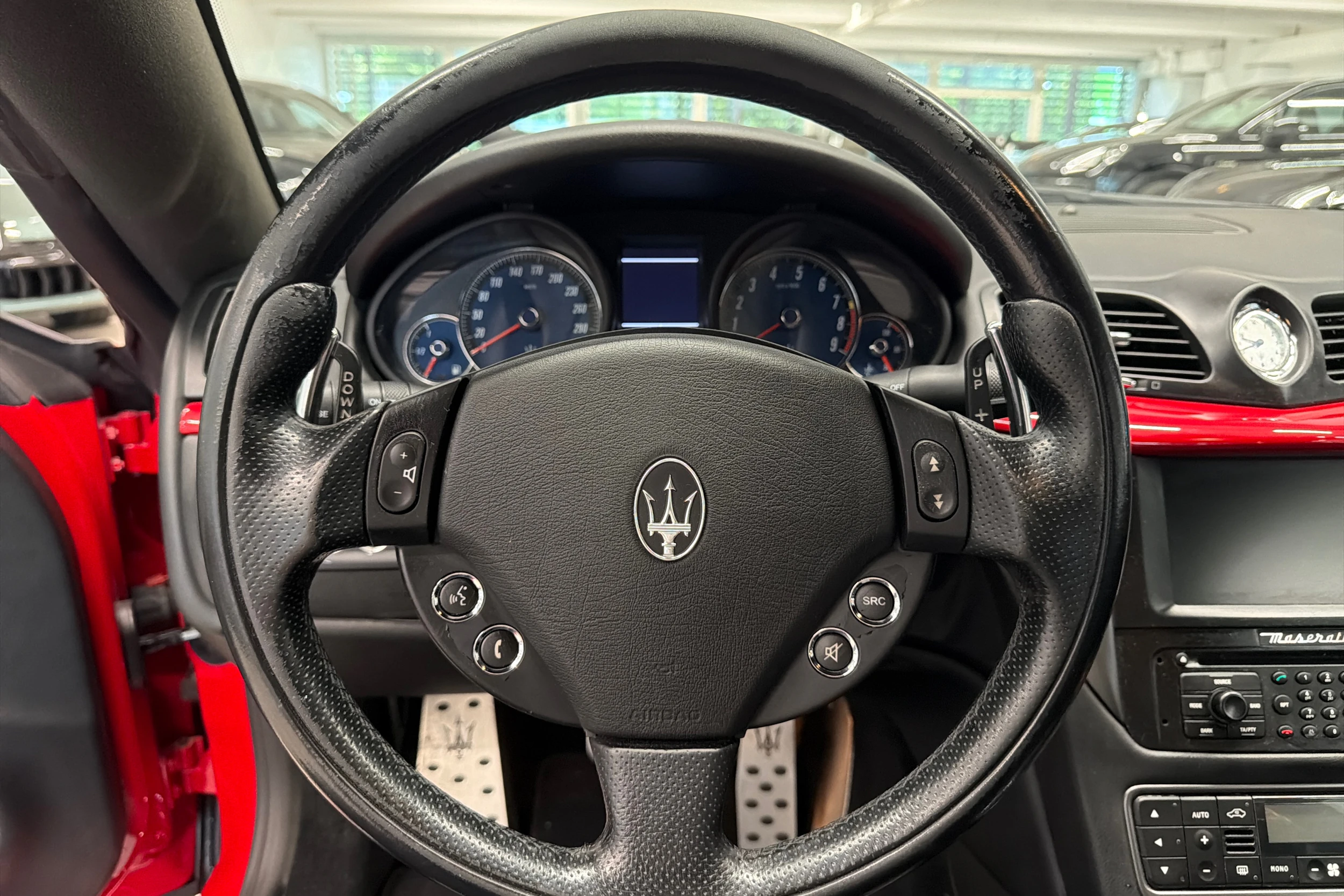Punainen Maserati GranTurismo 2008 kuva 11.
