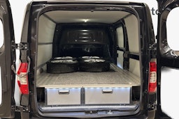 musta Maxus e-Deliver 3 2021 kuva 2.