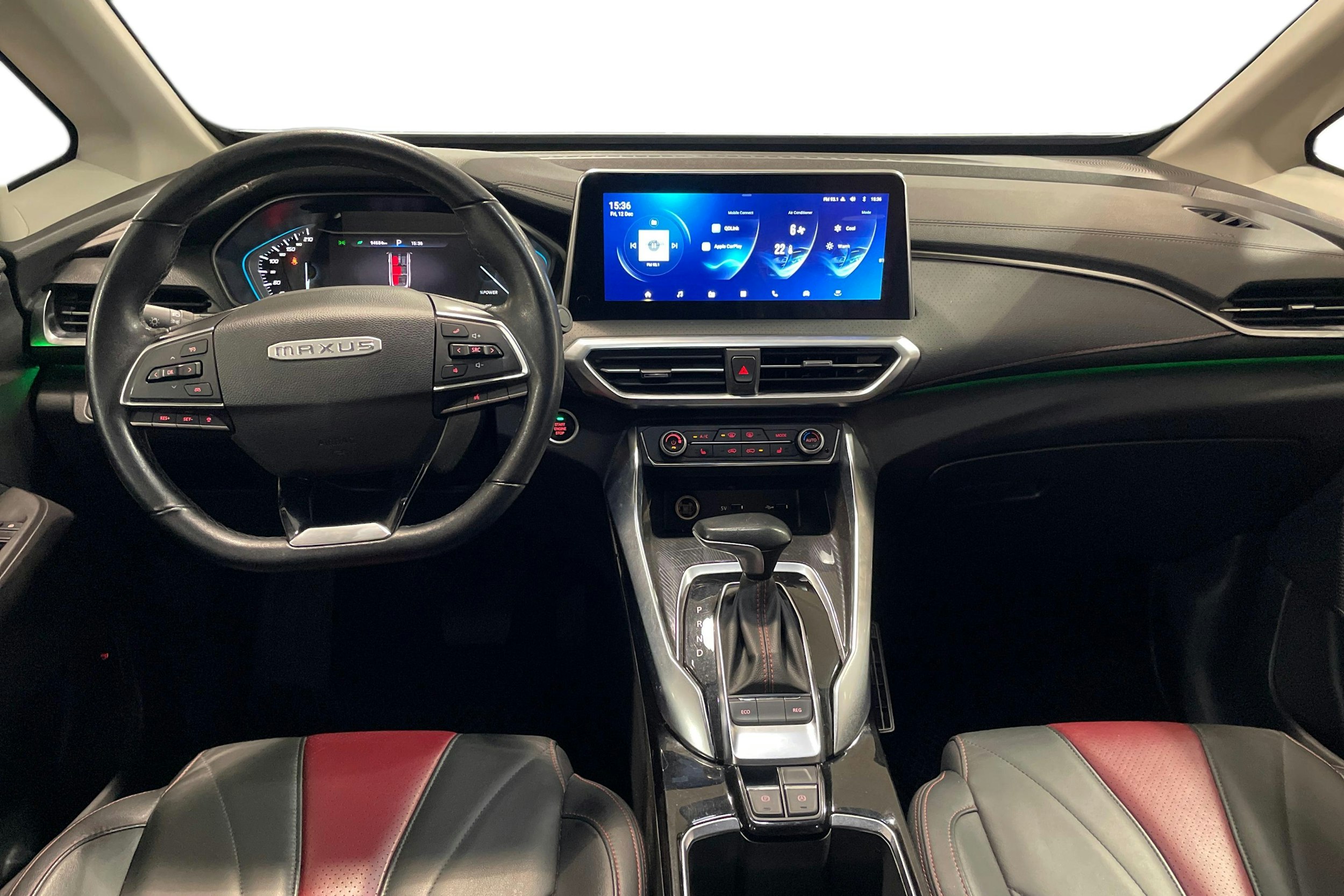 valkoinen Maxus Euniq 5 2021 kuva 9.