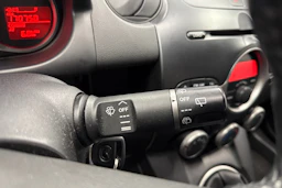 harmaa Mazda 2 2010 kuva 15.