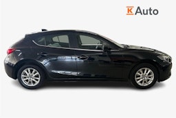 Musta Mazda 3 2016 kuva 6.