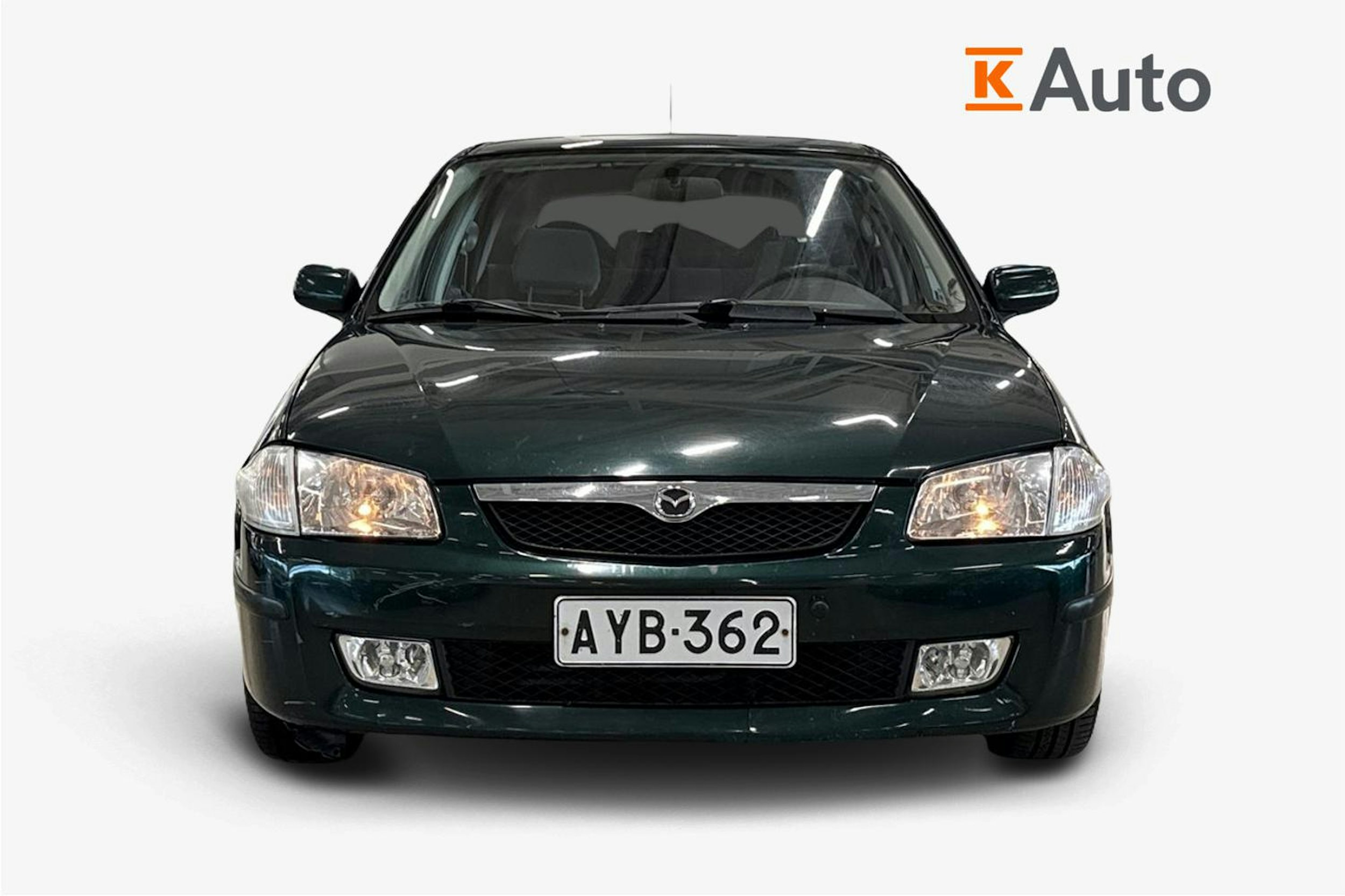 vihreä Mazda 323 1999 kuva 5.