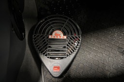 vihreä Mazda 323 1999 kuva 16.