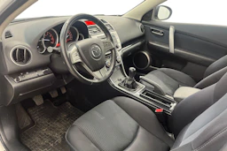 Valkoinen Mazda 6 2009 kuva 6.
