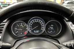 sininen Mazda 6 2015 kuva 20.