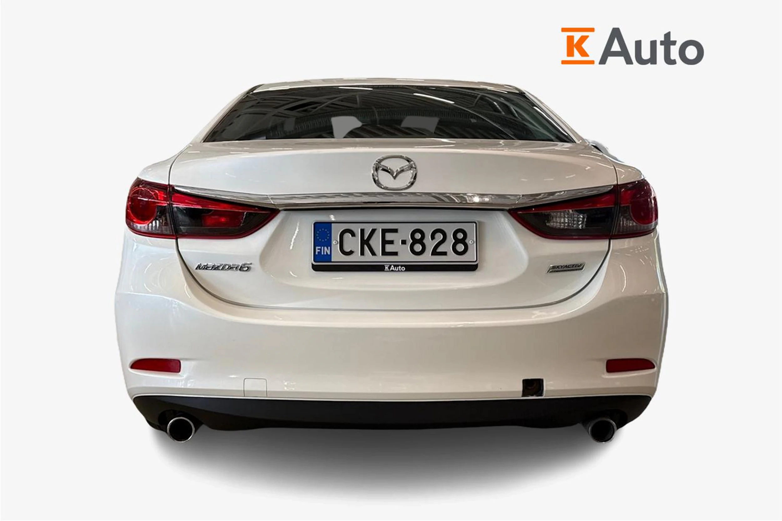 valkoinen Mazda 6 2016 kuva 3.