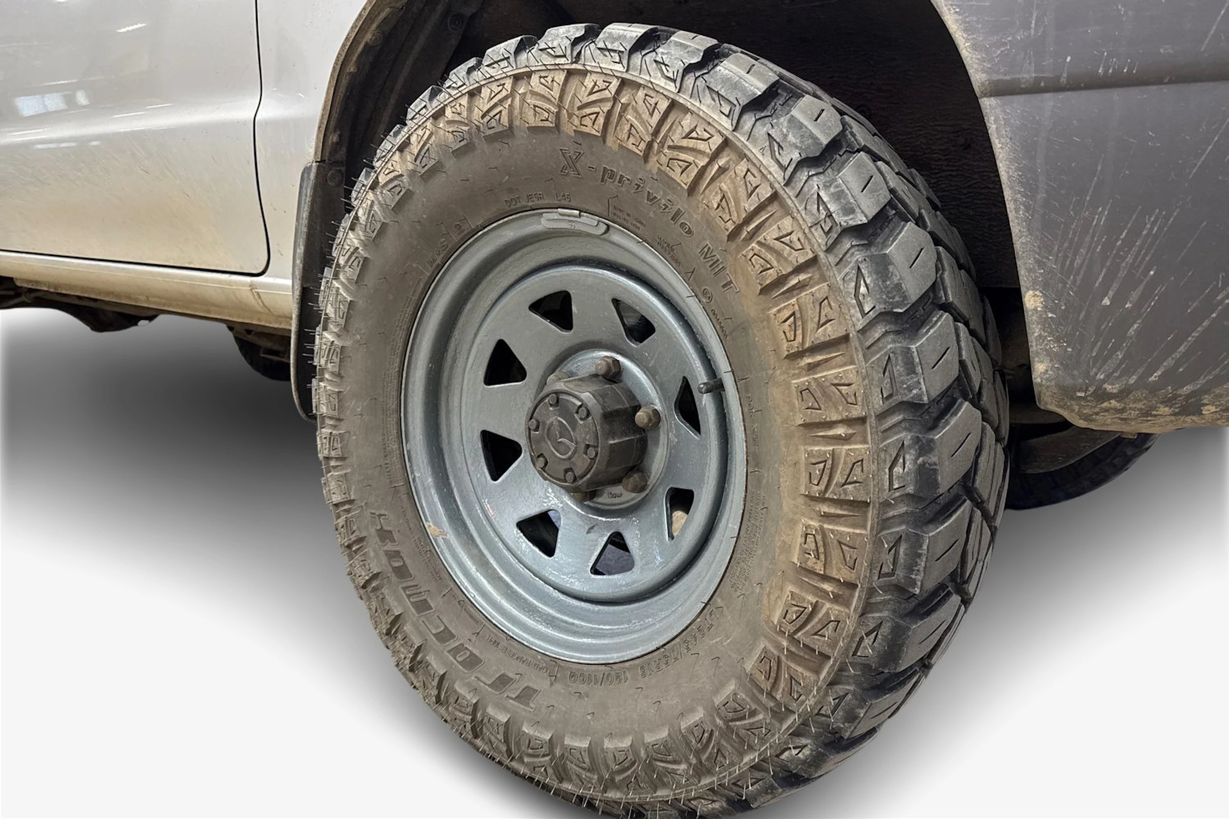 harmaa Mazda B2500 2002 kuva 11.