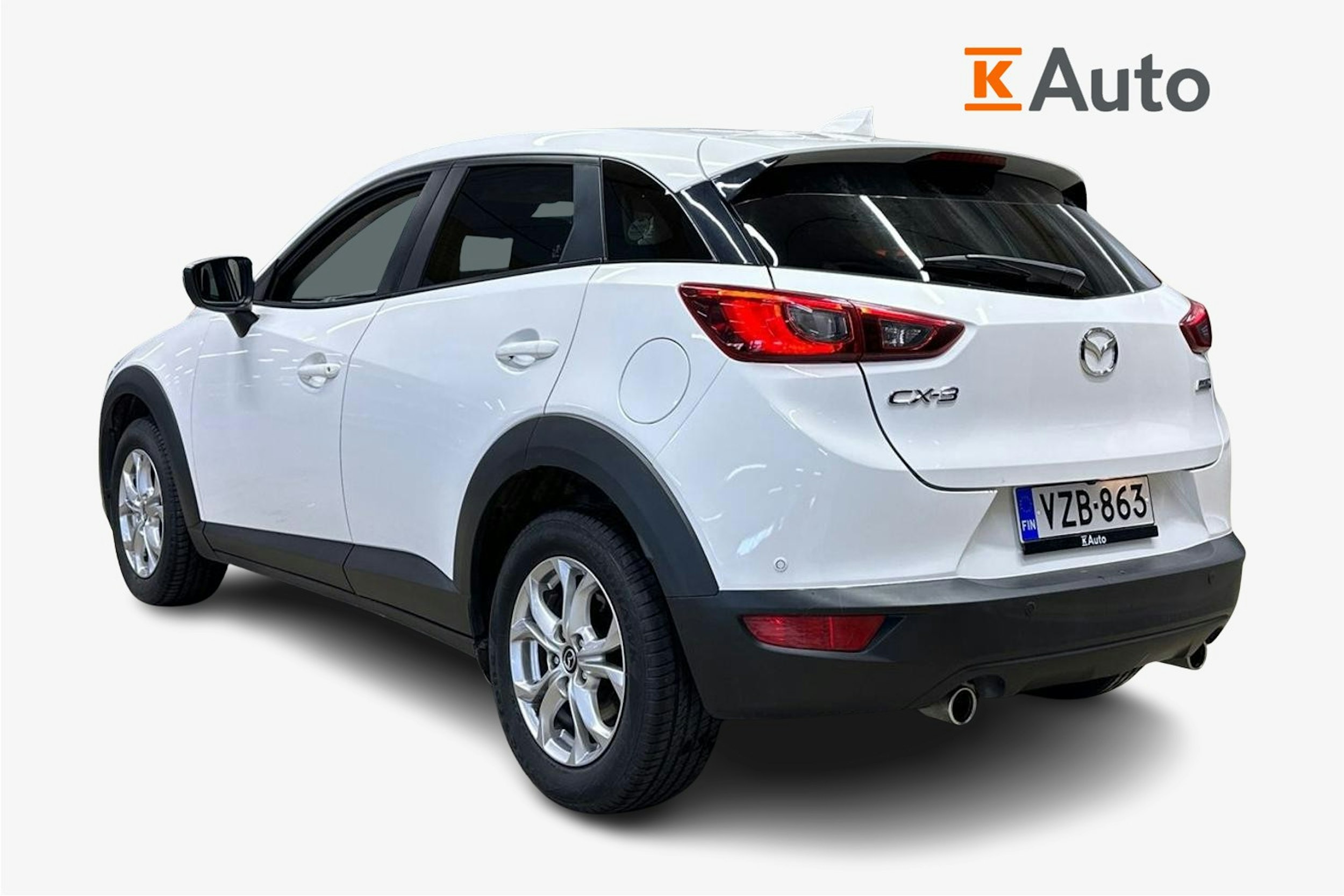 valkoinen Mazda CX-3 2016 kuva 2.