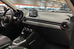 valkoinen Mazda CX-3 2016 kuva 14.