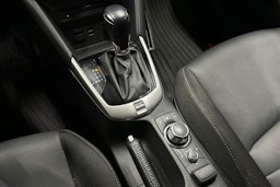 valkoinen Mazda CX-3 2016 kuva 23.