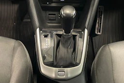 valkoinen Mazda CX-3 2016 kuva 23.