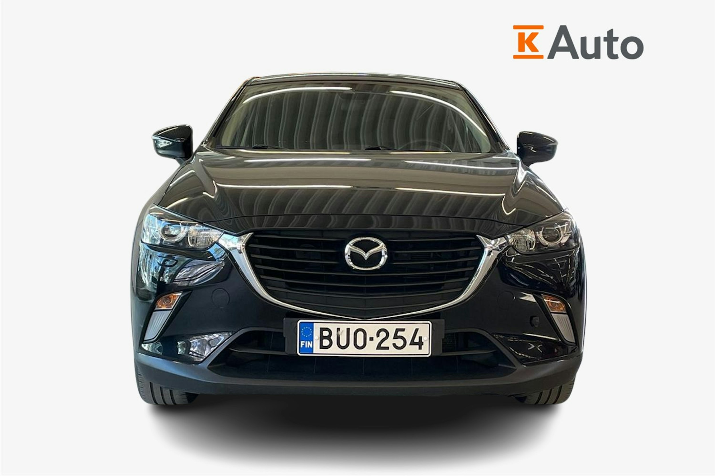 Musta Mazda cx-3 2017 kuva 5.