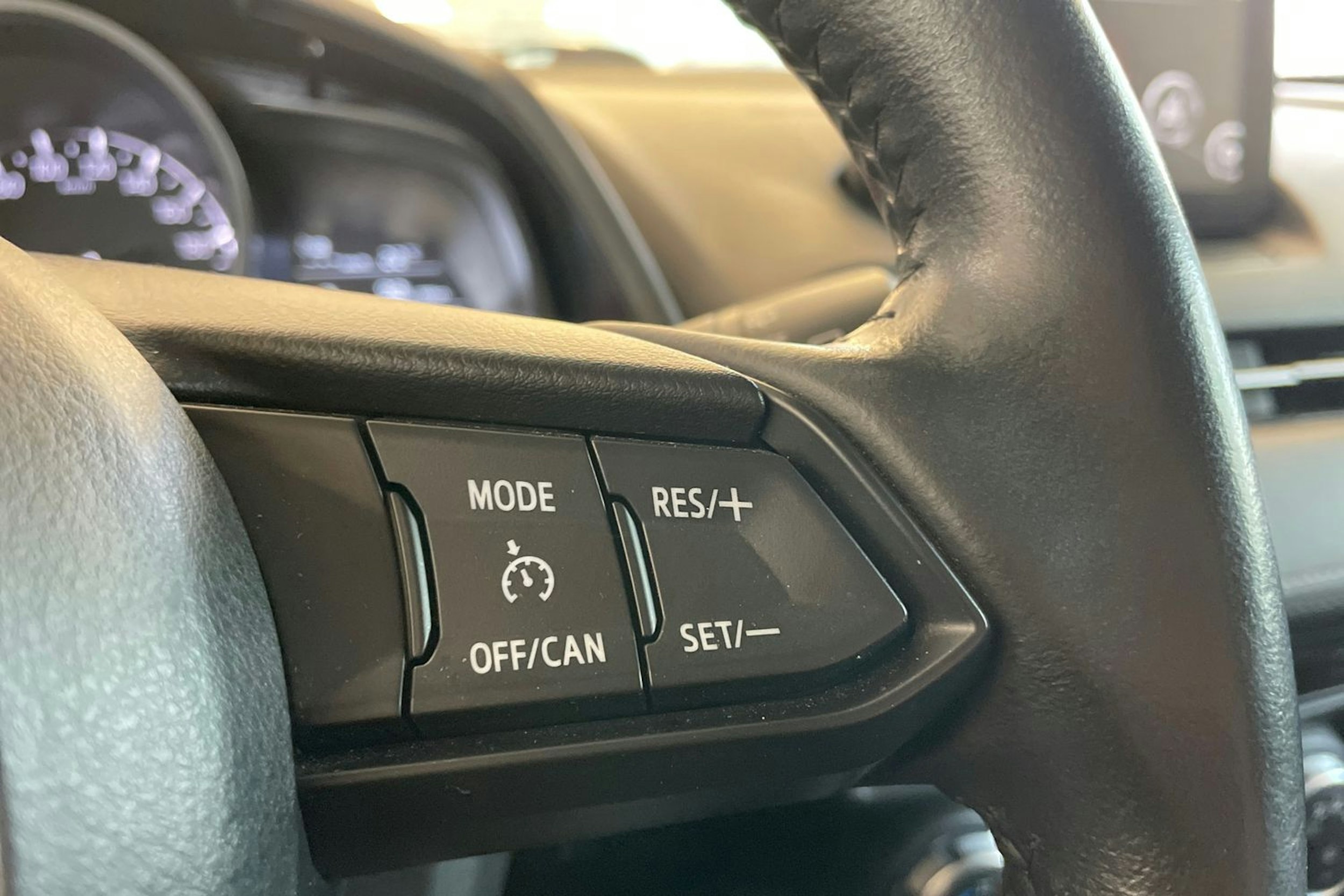 Musta Mazda cx-3 2017 kuva 19.